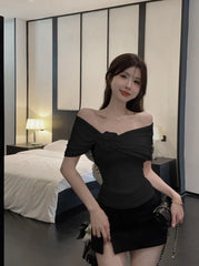 Ahyeon Off-Shoulders Flower Top