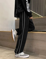Jay Noir White-Trimmed Pants