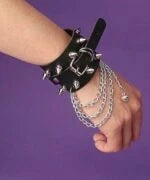 Chaeryeong Black Spiked Chain Bracelet
