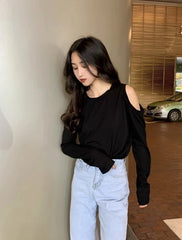 Hanni Noir Off-Shoulder Long Sleeve Tee