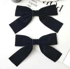 Jisoo Big Black Bow
