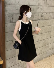 Jisoo Minimalist Trapeze Dress