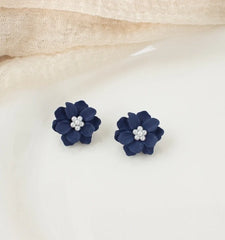 Jimin Navy Flower Gem Earrings