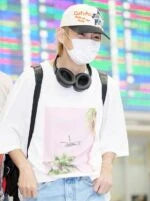 Taehyung Ivory Scenery Print Tee