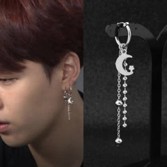 Suga Silver Crescent Moon Earring