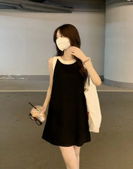 Jisoo Minimalist Trapeze Dress